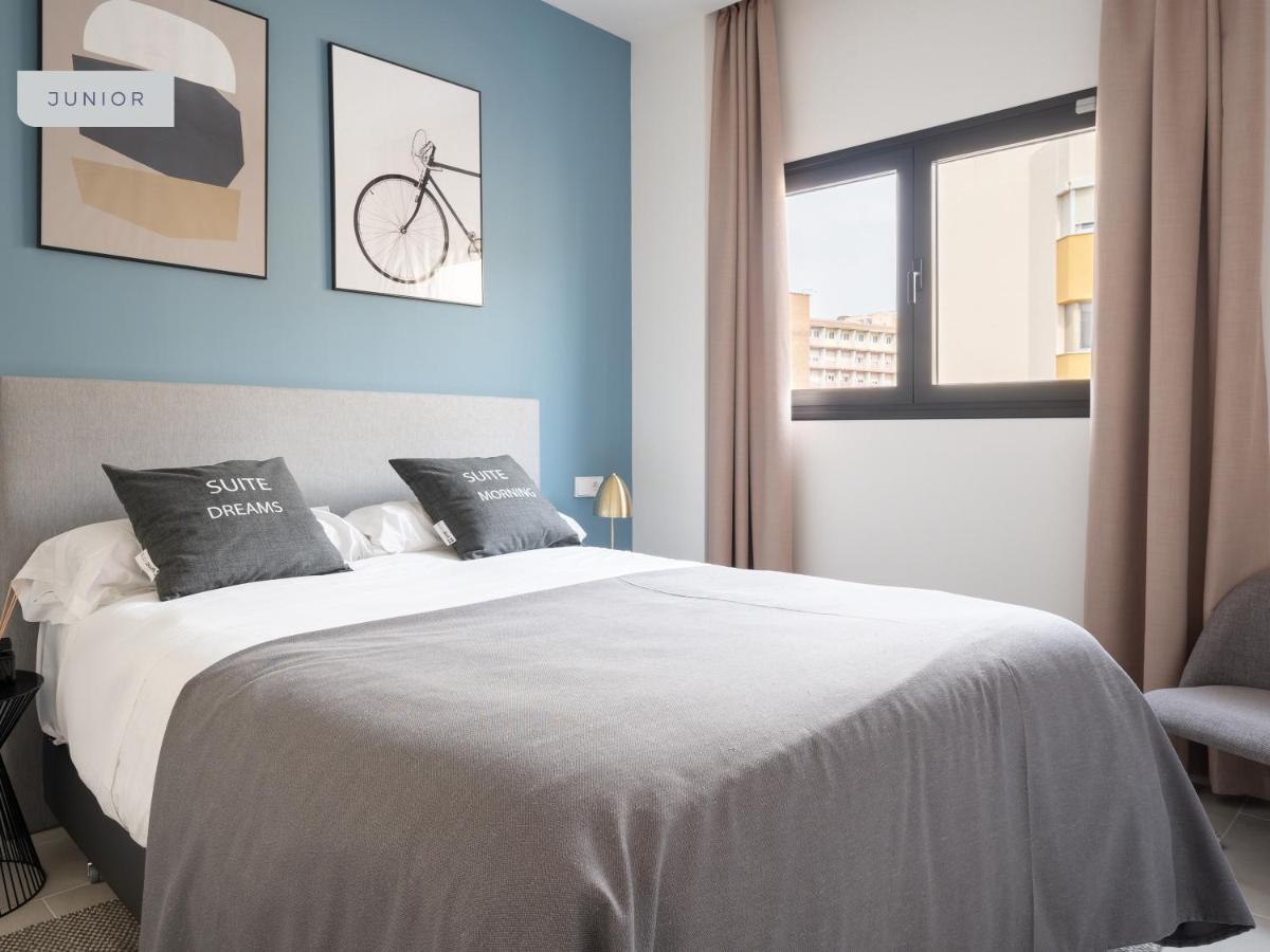 Limehome Sevilla Calle Torcuato Luca De Tena - Digital Access 외부 사진