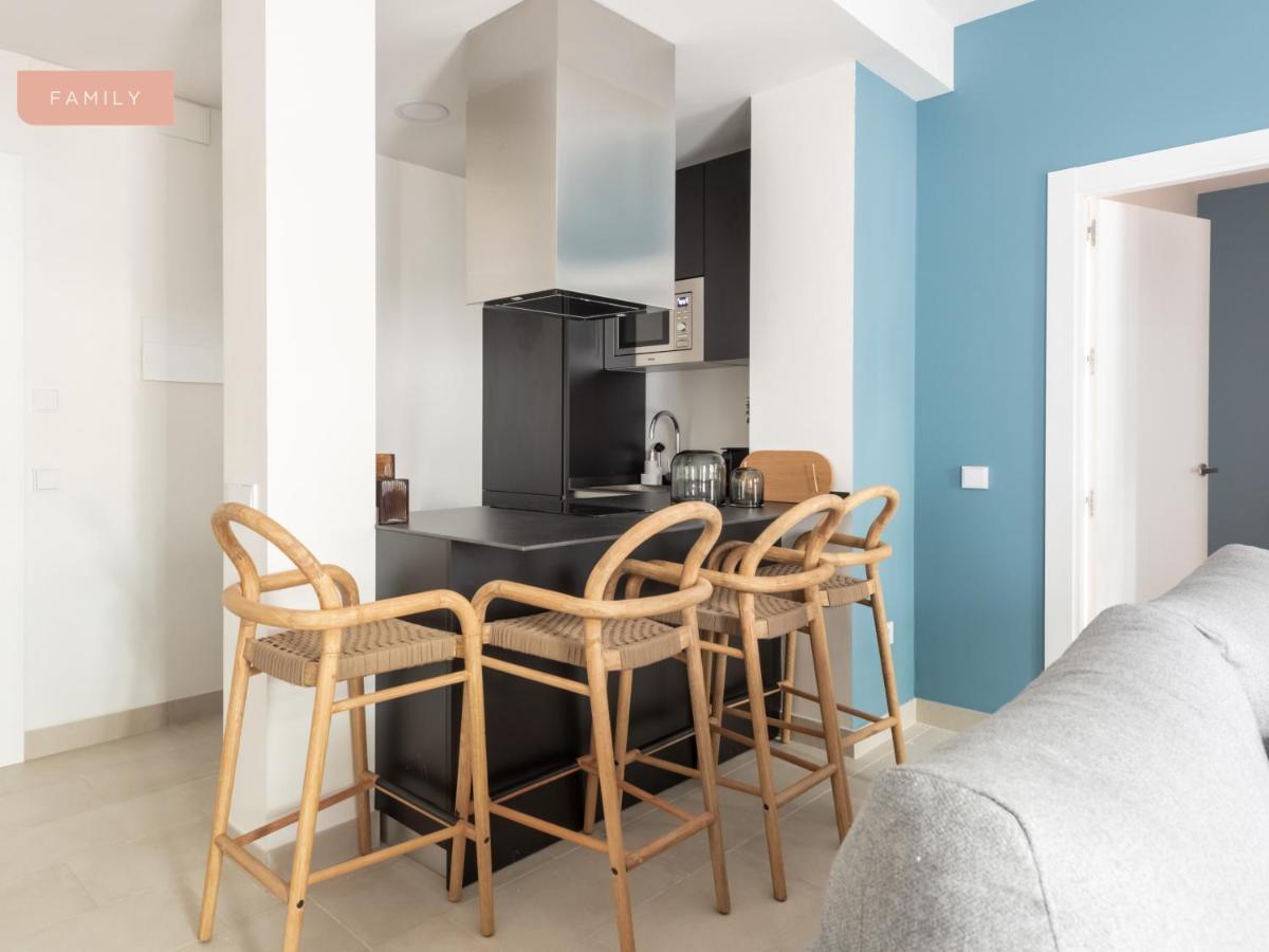Limehome Sevilla Calle Torcuato Luca De Tena - Digital Access 외부 사진